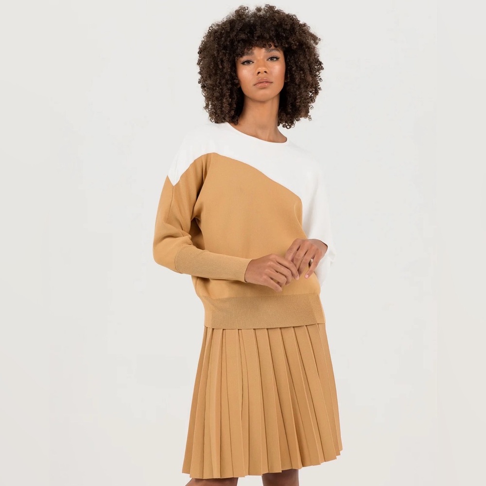 Pleated Wonder Skirt In Nugget, NWT Size: L